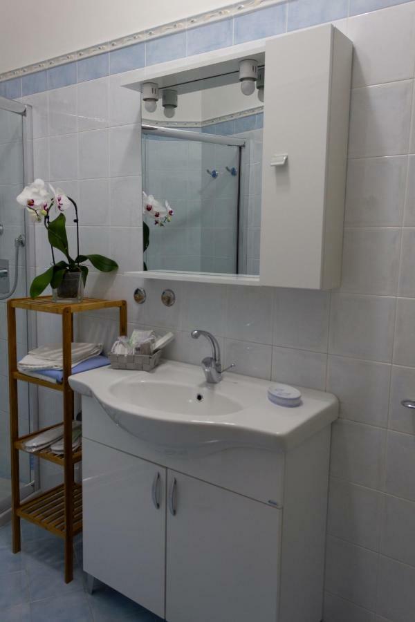 Flower'S Home Sorrento Esterno foto